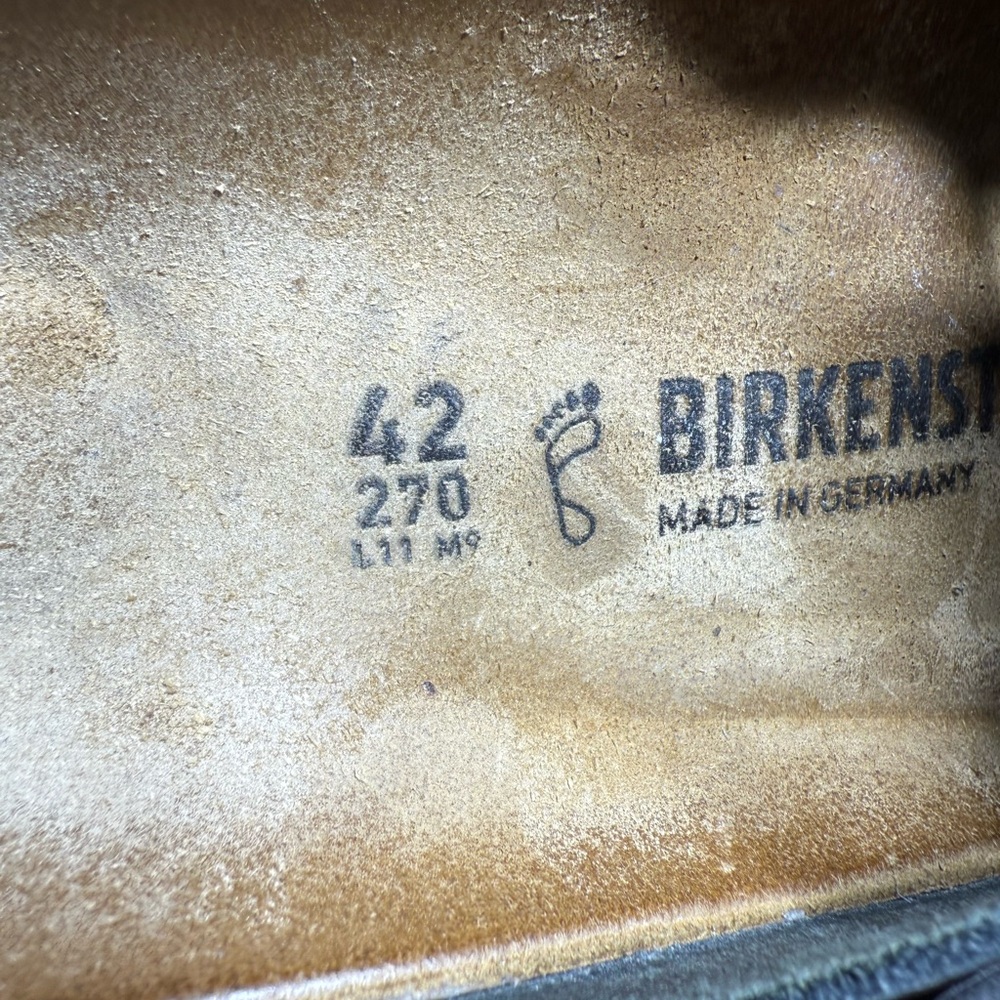 Birkenstock Boston 
Oiled Leather - Black 
Unisex Size 42 
Men’s 9
Women’s 11 - Picture 12 of 14